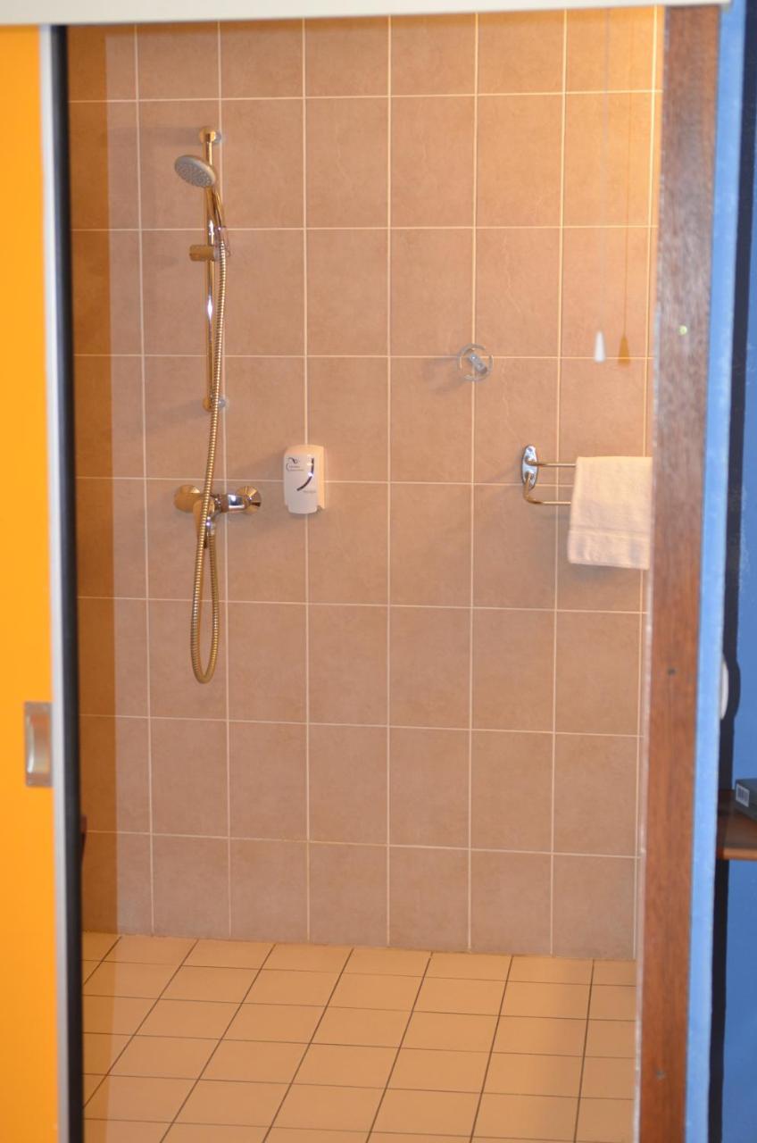 Hotel Au Fil De L'Eau Сейсел Екстериор снимка